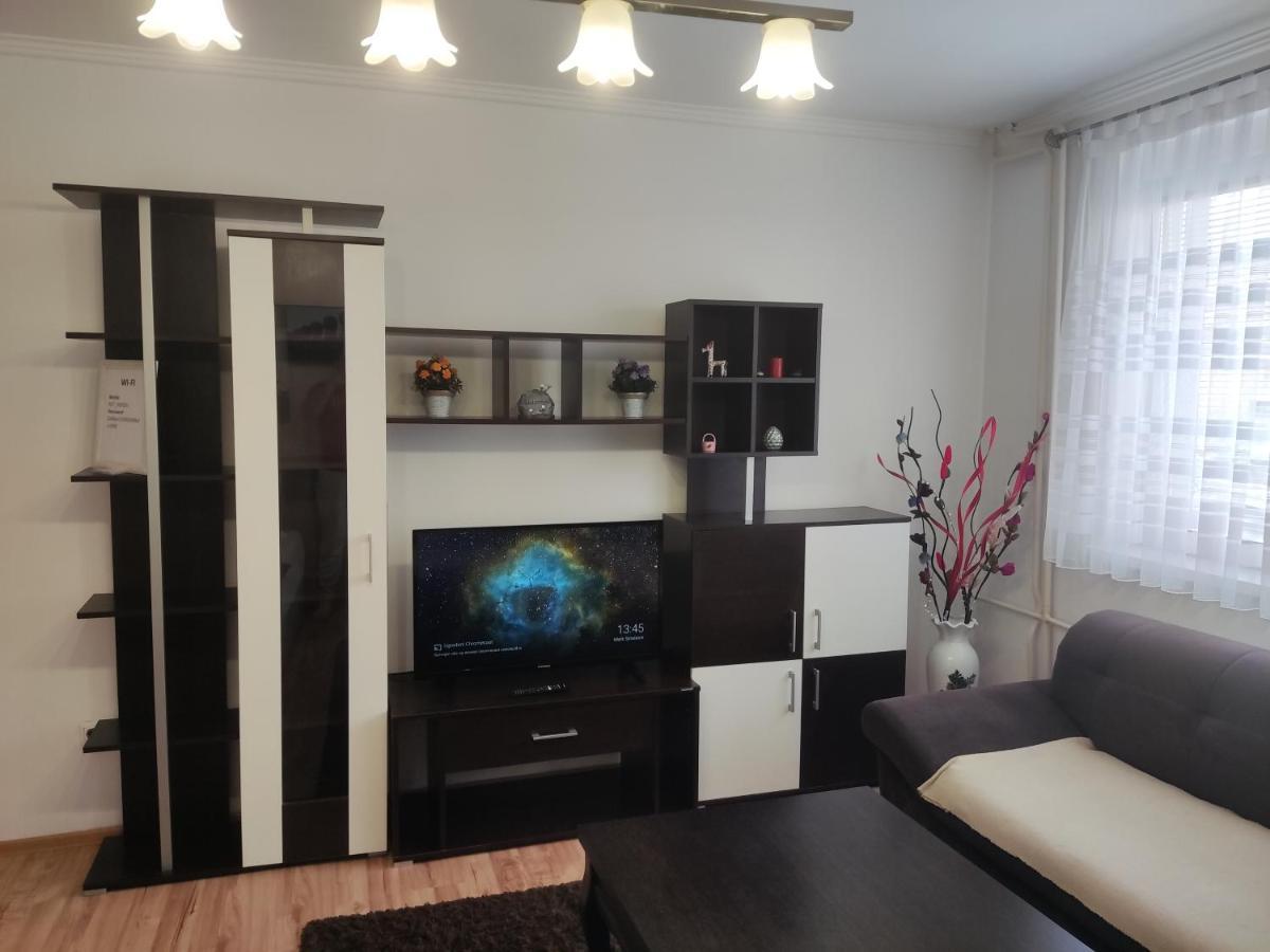 Apartmani Sarah Tuzla Exterior foto