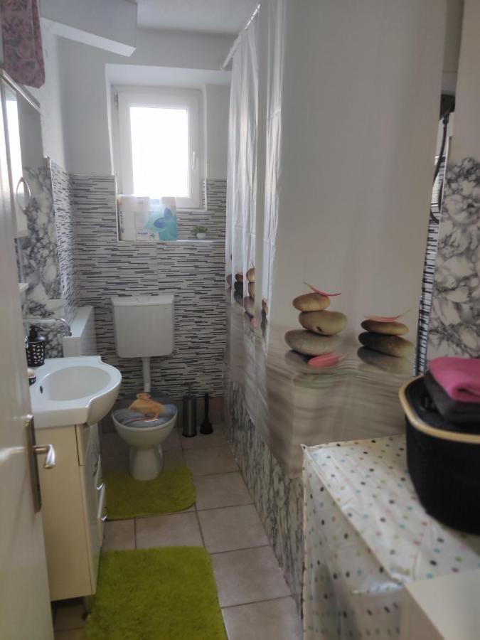 Apartmani Sarah Tuzla Exterior foto